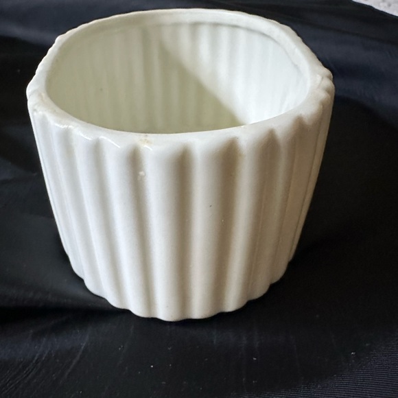 Vintage Ceramic/Porcelain Dish - Picture 5 of 7